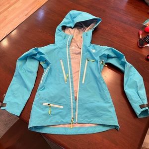 Northface Pathfinder Goretex Shell Jacket